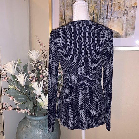 Loft Ann Taylor  stretchy long sleeves top - Picture 6 of 14